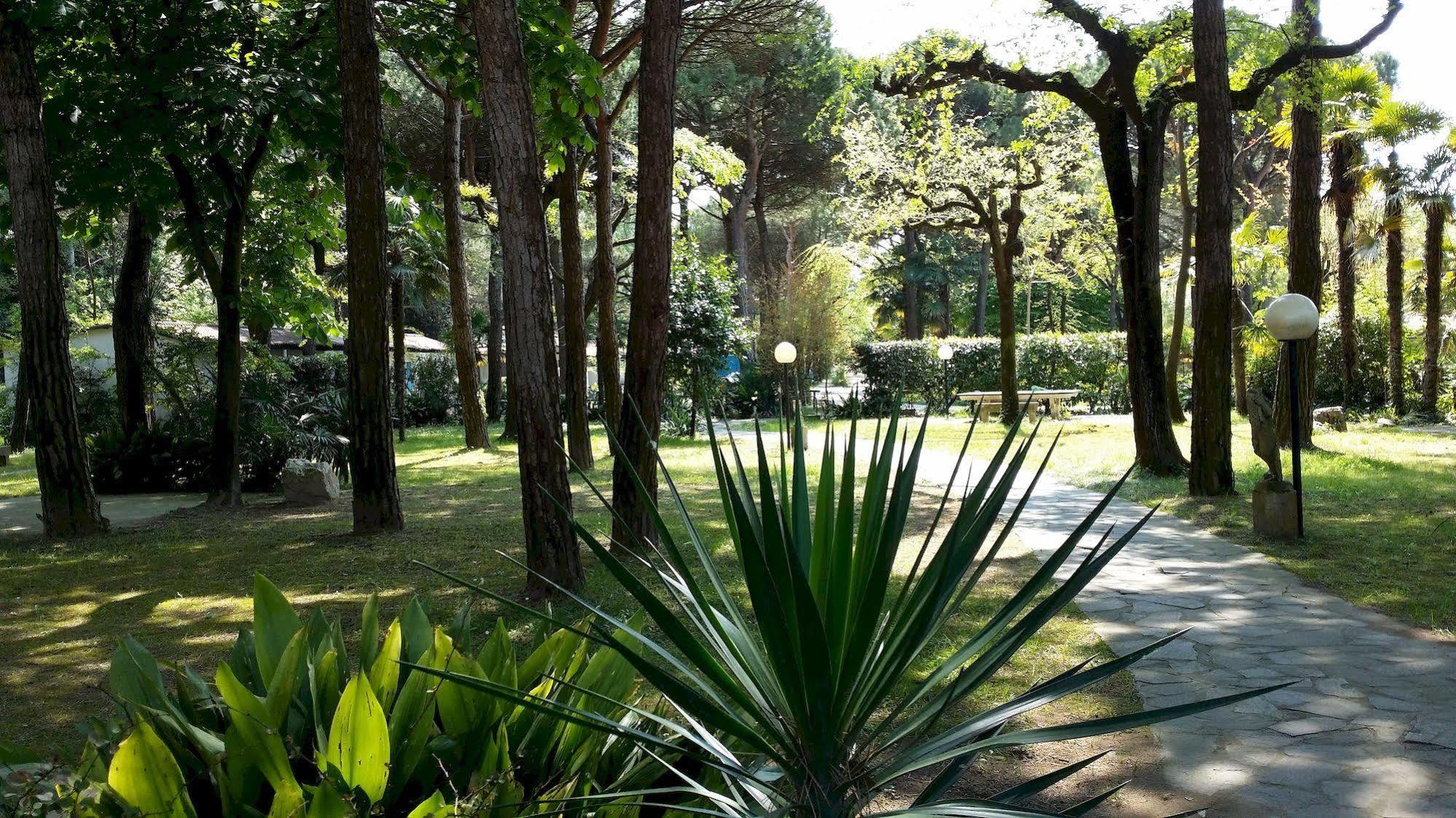Holiday Center Valdor Cavallino-Treporti Exterior foto